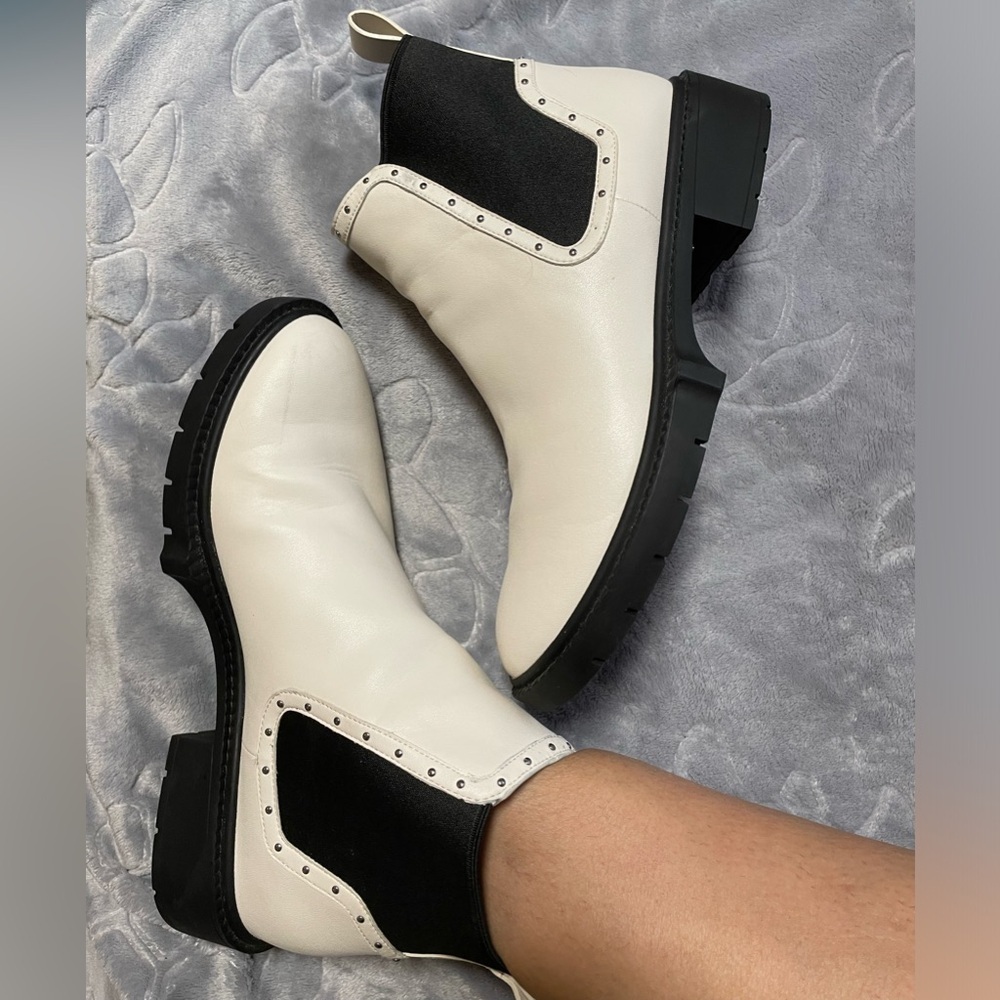 Coach Womens Lyden Leather Ankle Chelsea Boots White